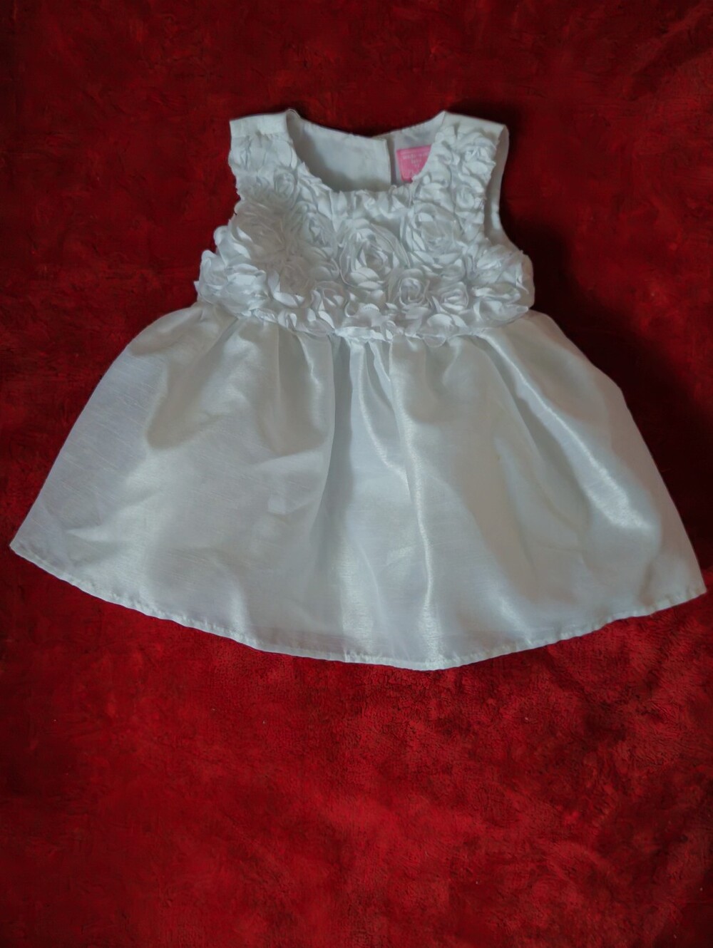 Place White Floral Rosette Baby Dress - Size 6-9 months